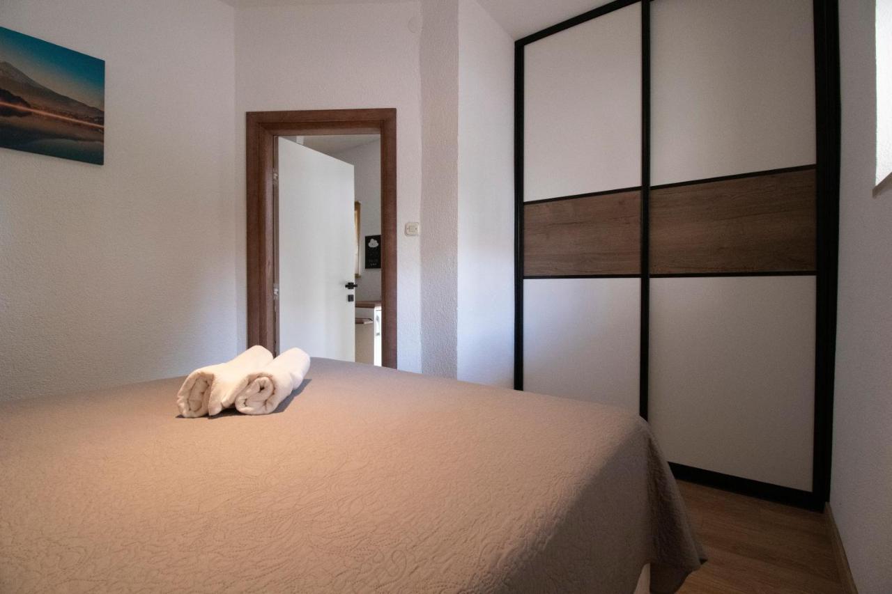 Apartmani Olivia Bibinje Exterior photo