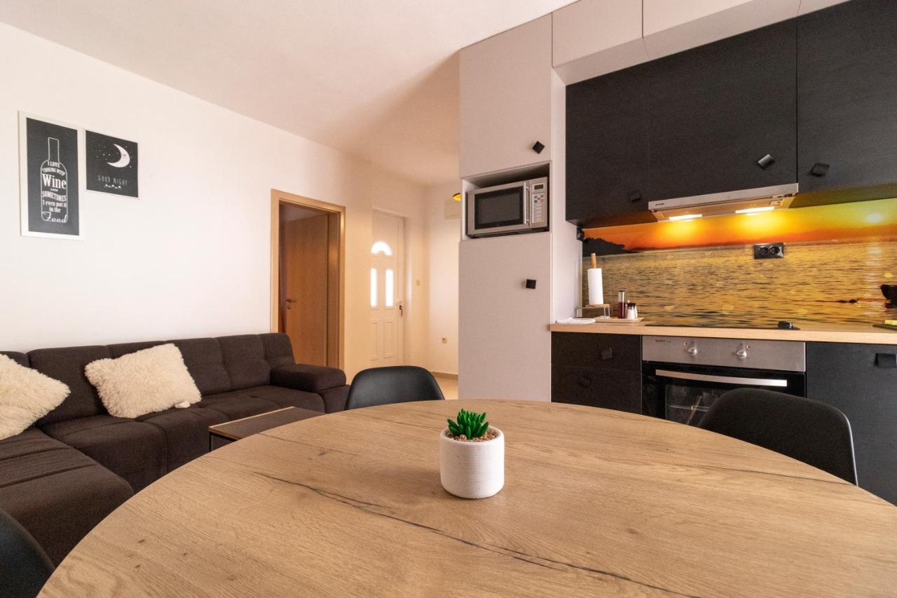 Apartmani Olivia Bibinje Exterior photo