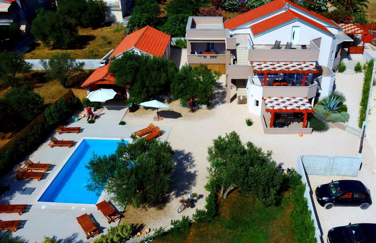 Apartmani Olivia Bibinje Exterior photo