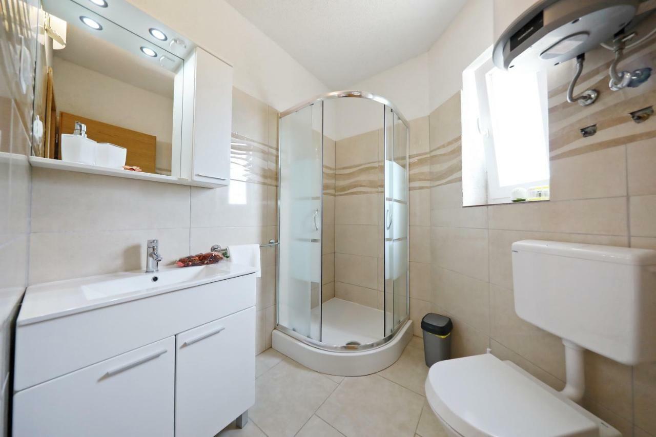 Apartmani Olivia Bibinje Exterior photo